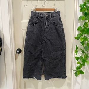Zara Midi Black Denim Skirt